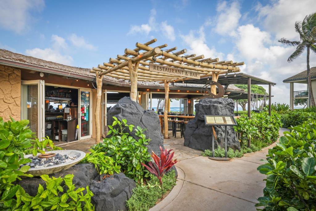 Zahrada ubytování Waipouli Beach Resort and Spa Kauai by OUTRIGGER
