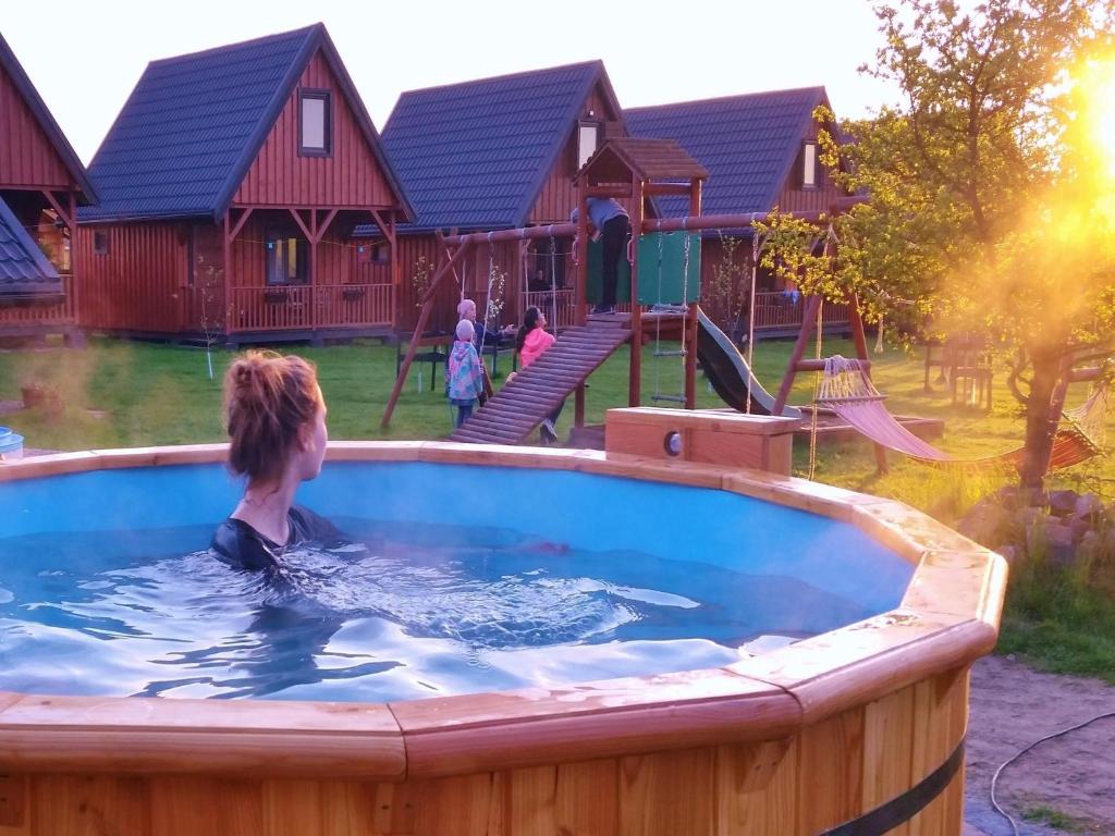 Hostia v ubytovaní Holiday homes with shared pool, Kolczewo