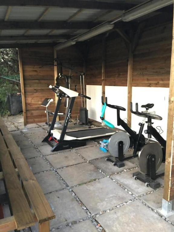 The fitness centre and/or fitness facilities at Mirador de Miranda Apartamentos Rural & Spa Inc