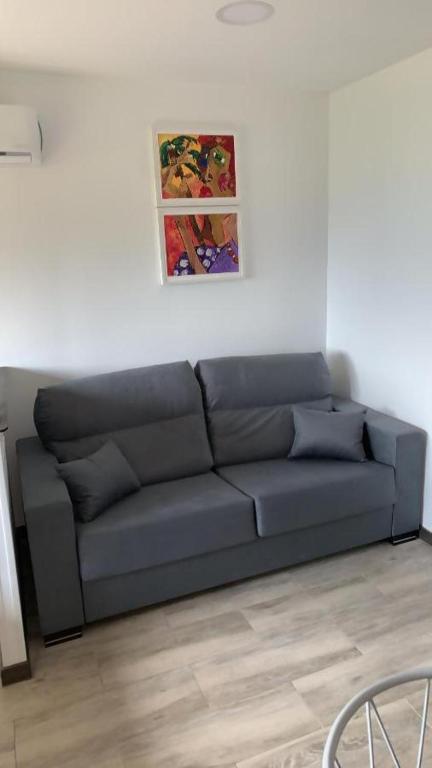 A seating area at Mirador de Miranda Apartamentos Rural & Spa Inc