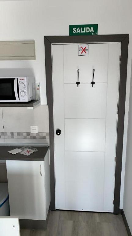 A kitchen or kitchenette at Mirador de Miranda Apartamentos Rural & Spa Inc