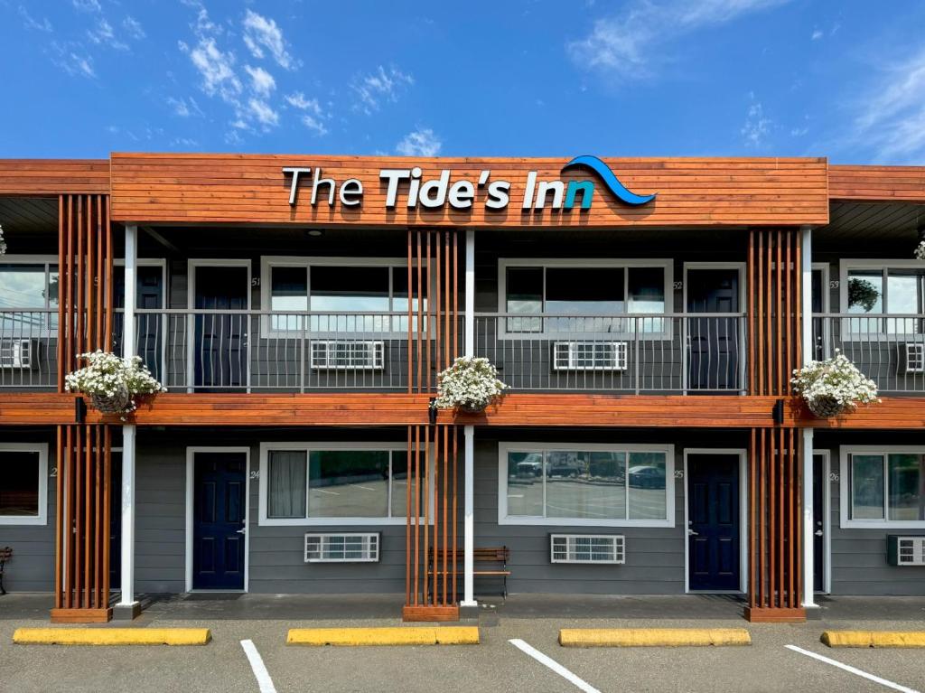 Beach Travel Proud The Tide\'s Inn