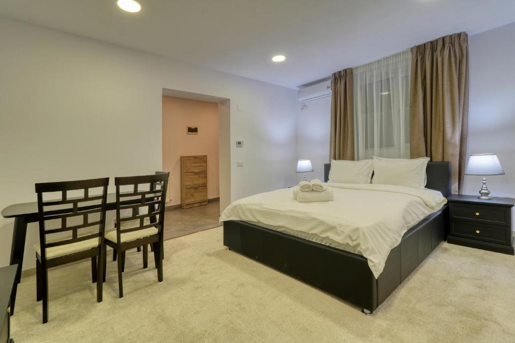 2 Hidden Gems - all U need - by Uni88 Apart Hotel - Resim 7