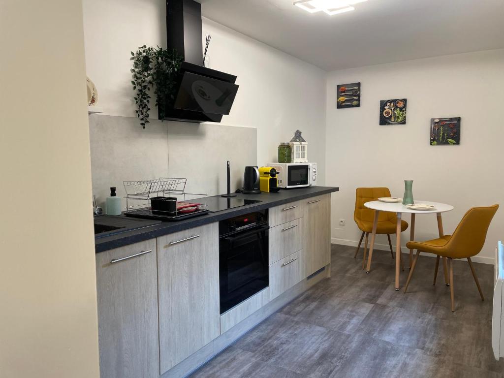 Cosy appart en plein centre - 2 guests – photo 4
