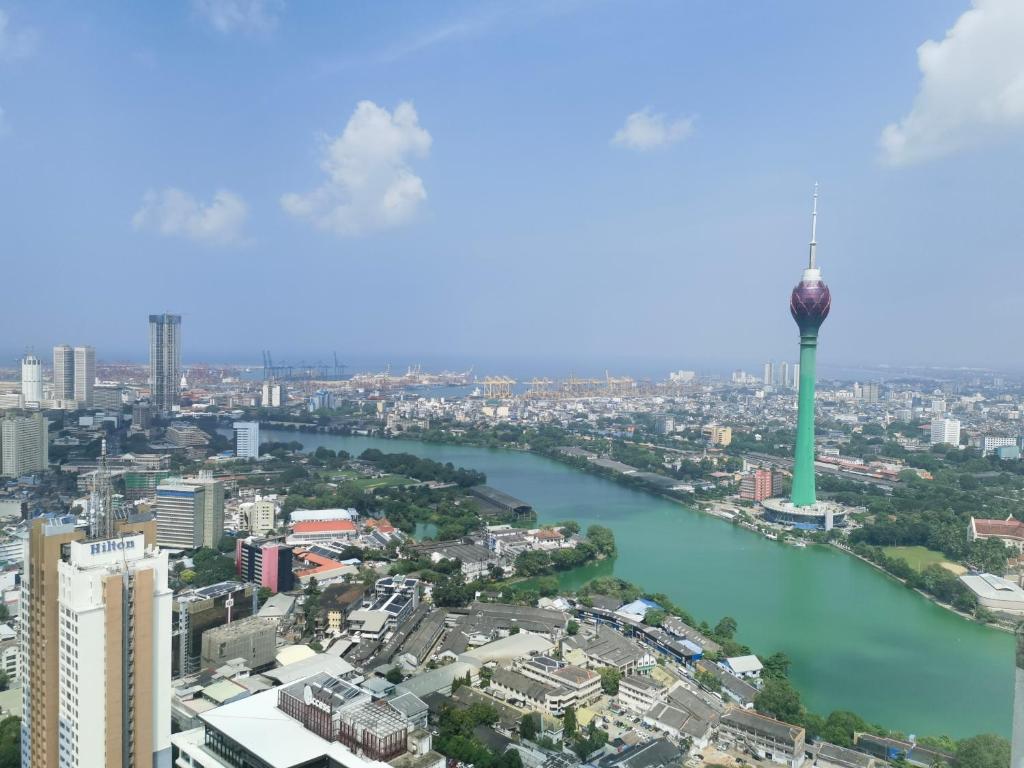 Colombo Trizen J&J future Apart ment - 1