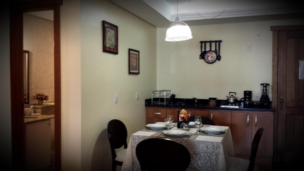  Apartamento com Piscina 4 Pessoas