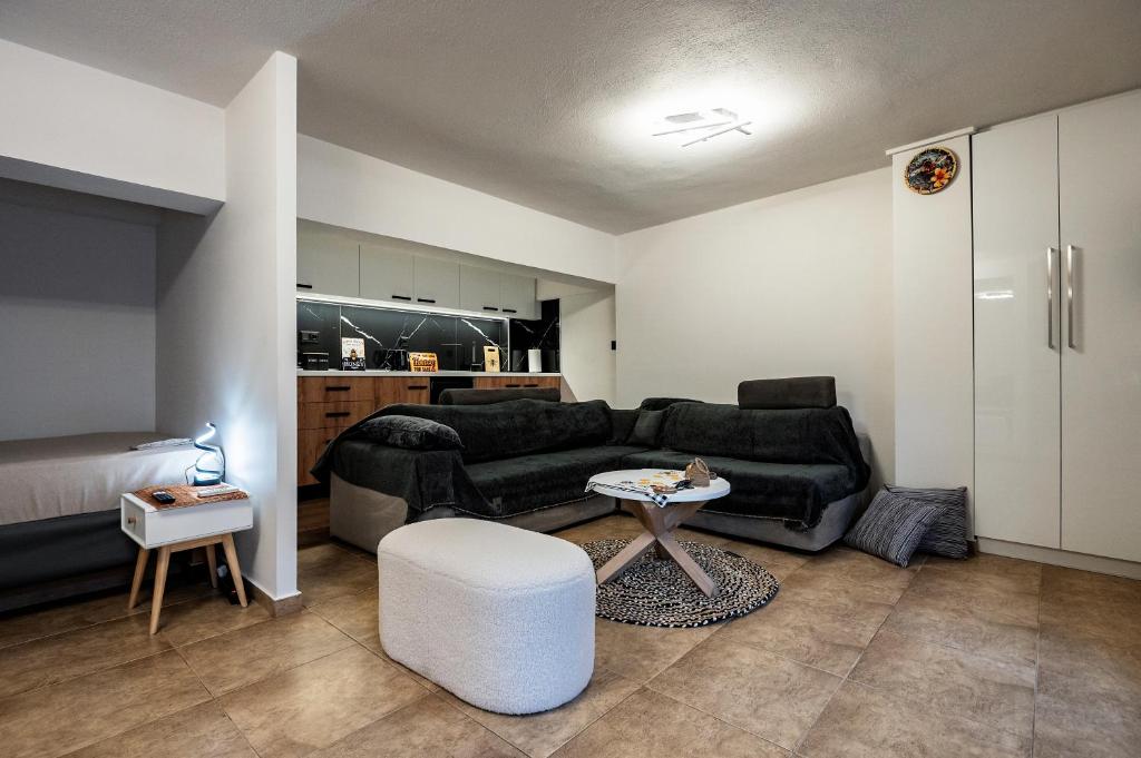 To Bee or not to Bee! - 4