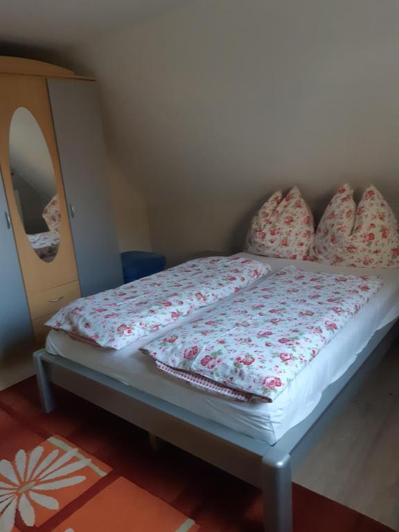 Posteľ alebo postele v izbe v ubytovaní Haus Pinter in Schladming - Dachstein Region