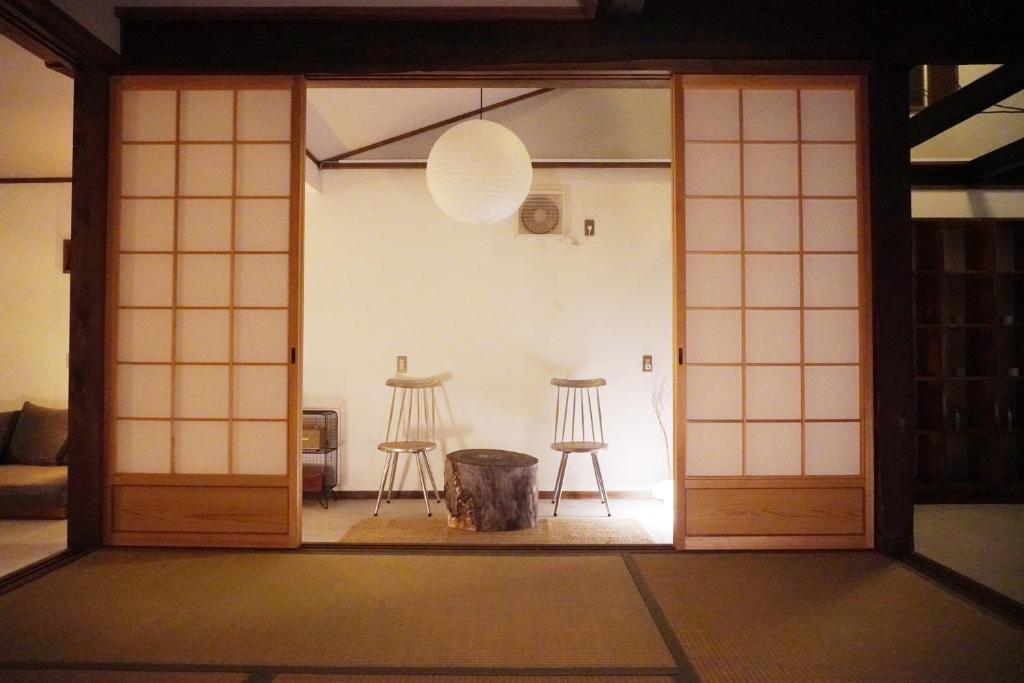 Foto dalla galleria di 余韻 奈良宿 - yoinn narayado a Gojō
