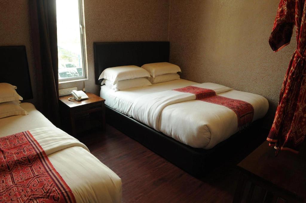 Sea Lion Firefly Concept Hotel Kuala Selangor - Habitación Triple Con Baño Privado
