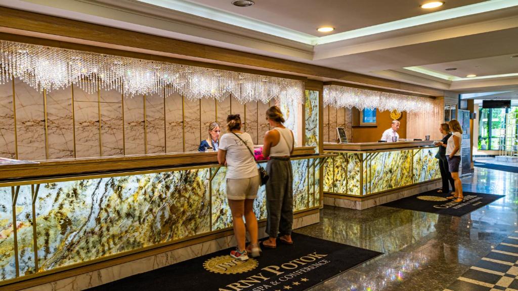 Hostia v ubytovaní Hotel Czarny Potok Resort SPA & Conference