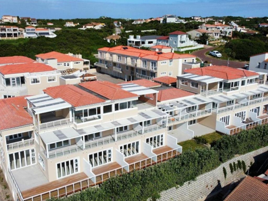 Budova, kde se aparthotel nachází