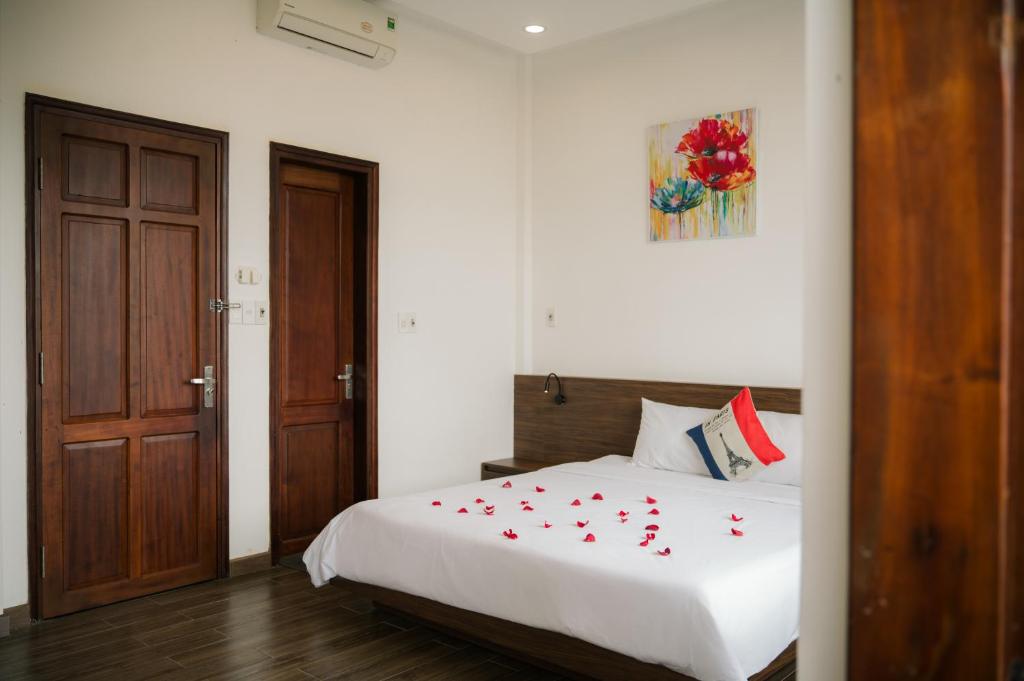 Photo from Như Ý Riverside Homestay in Hue, Thua Thien - Hue, Vietnam