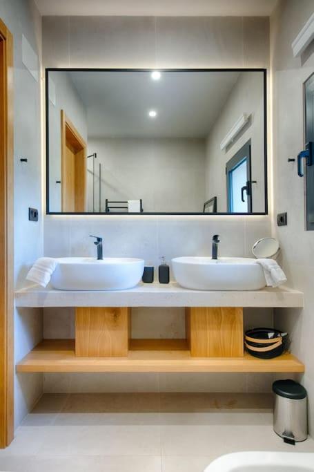 Kúpeľňa v ubytovaní Pool Villa Rogac