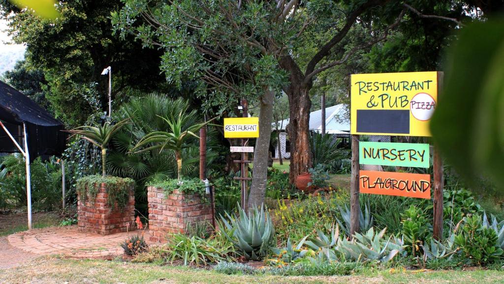 Κήπος έξω από το The Seed Pod Guesthouse