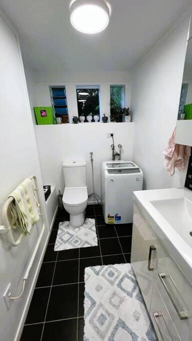 Cozy home in Remuera - Resim 9