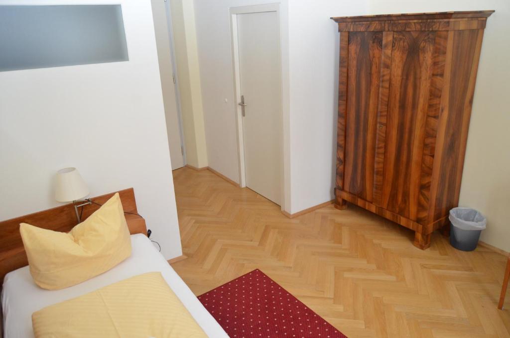 Gästehaus im Priesterseminar Salzburg - 15