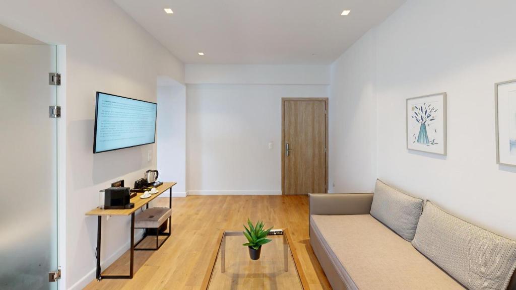 Maritime Suites - 13