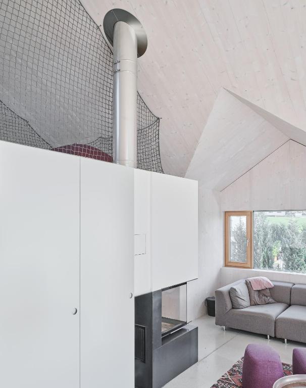 Posezení v ubytování Urban Alpine Penthouse with Lake View