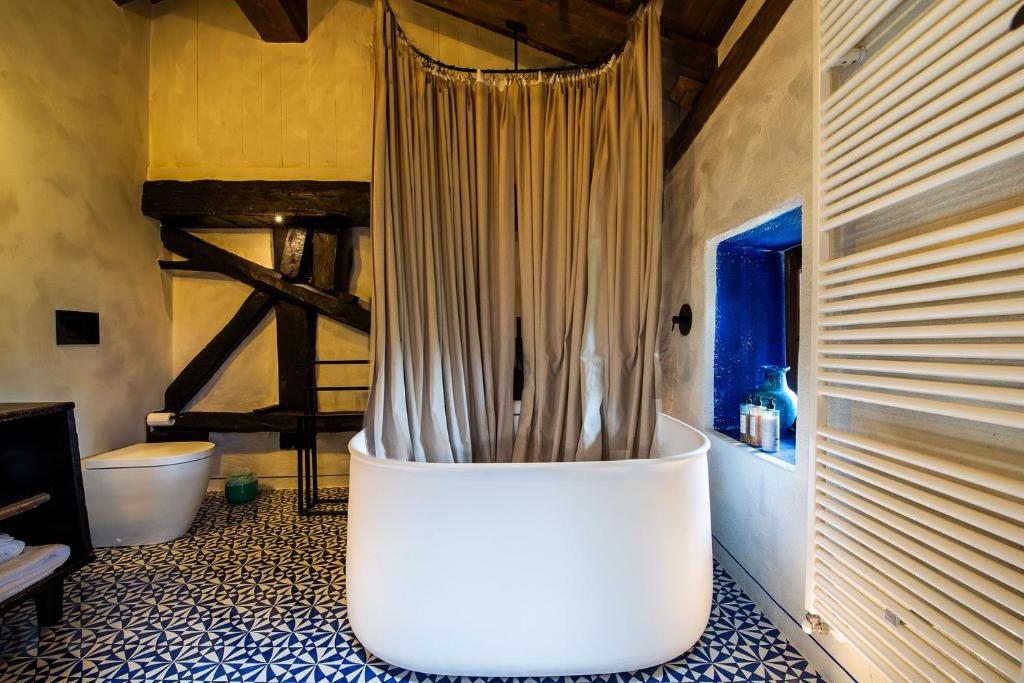 Country House La Bursch - Habitación King Con Balcón