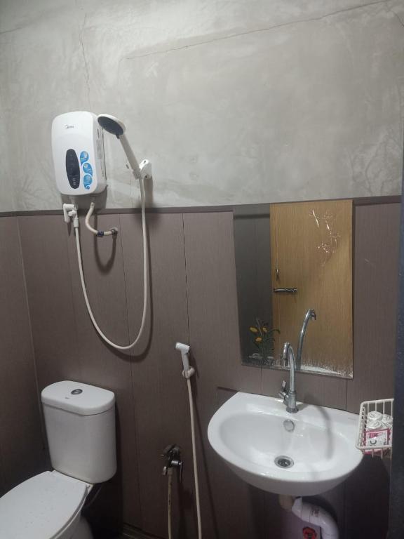 D'semporna Homestay - Camera Doppia Con Bagno Privato