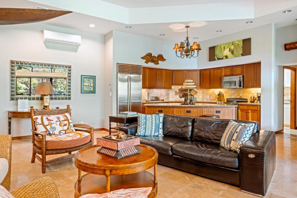 Luana Waikiki Hotel & Suites - 