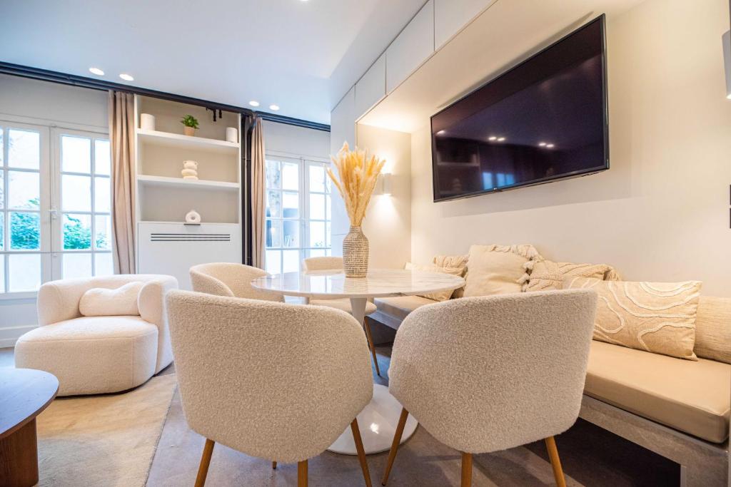 Elegant apartment - 2BR - 6P - Notre Dame Cathedral