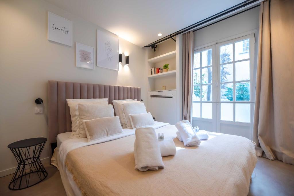 Elegant apartment - 2BR - 6P - Notre Dame Cathedral