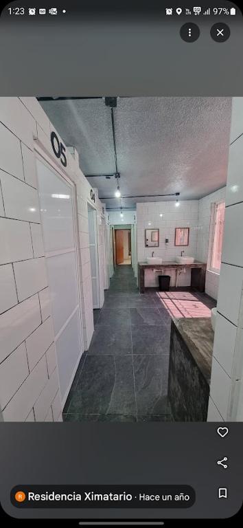 Kuchyň nebo kuchyňský kout v ubytování Residencia Ximatario