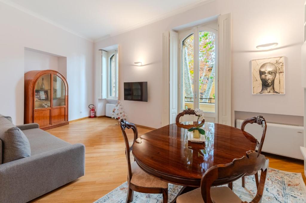 Contemporary Flat in Trastevere