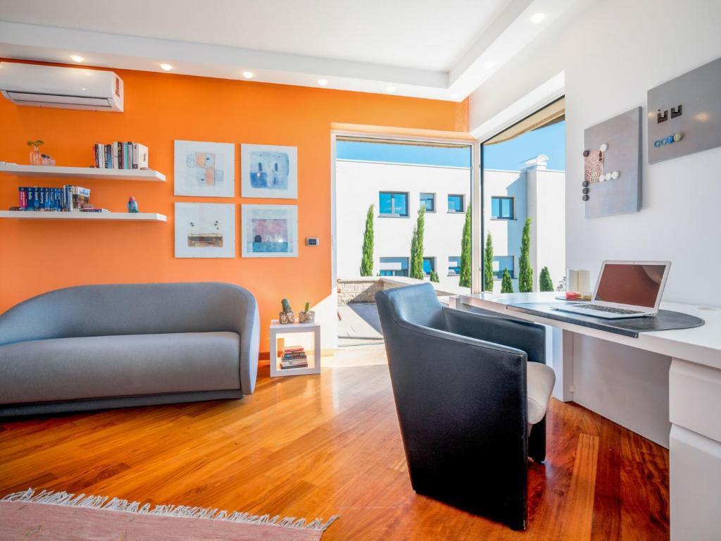 Posezení v ubytování Villa Kamik by Interhome