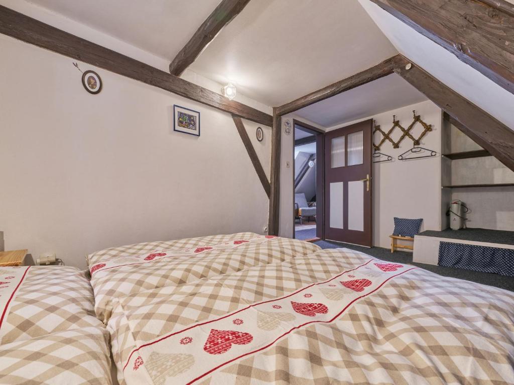 Łóżko lub łóżka w pokoju w obiekcie Holiday Home Zdoňov by Interhome
