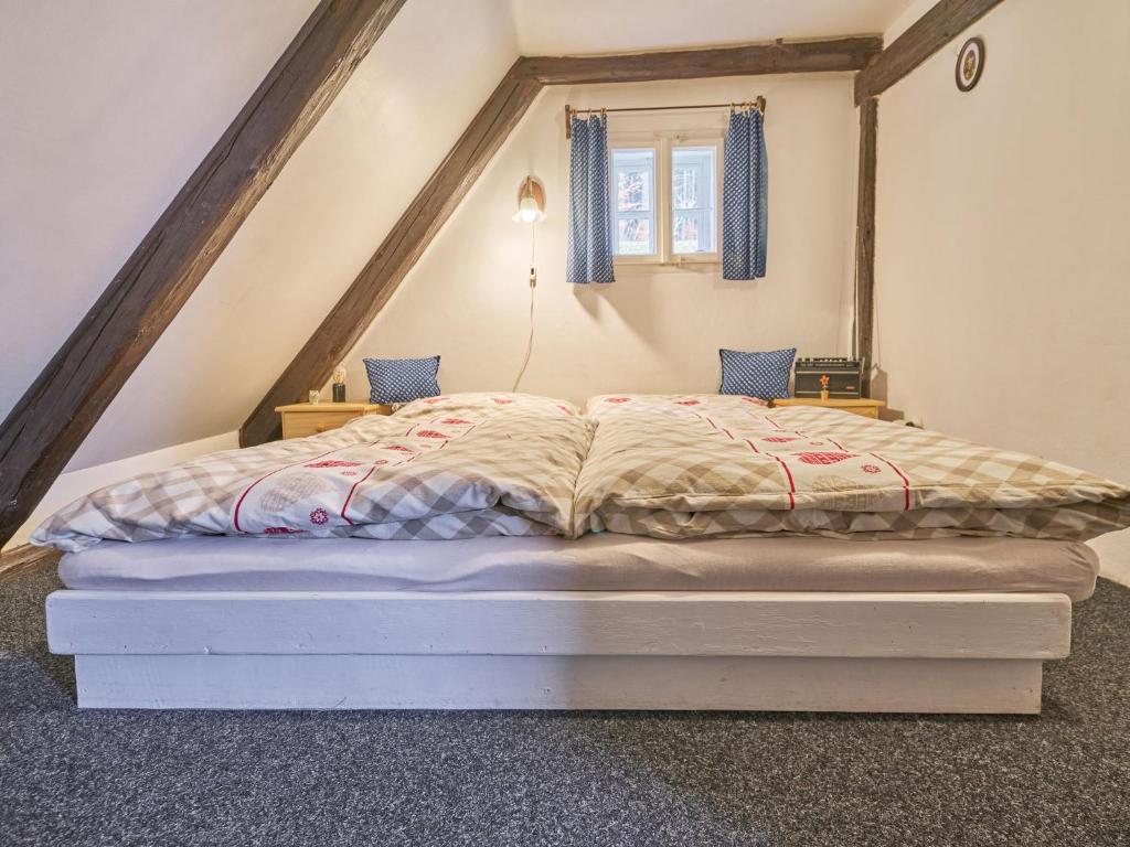 Łóżko lub łóżka w pokoju w obiekcie Holiday Home Zdoňov by Interhome