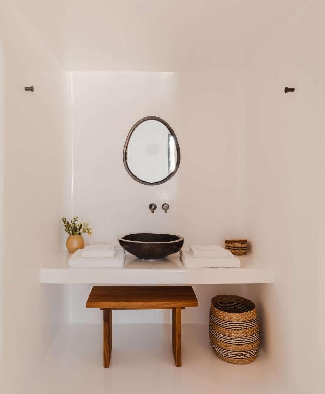Fotografie z fotogalerie ubytování Nobu Hotel Santorini v destinaci Imerovigli