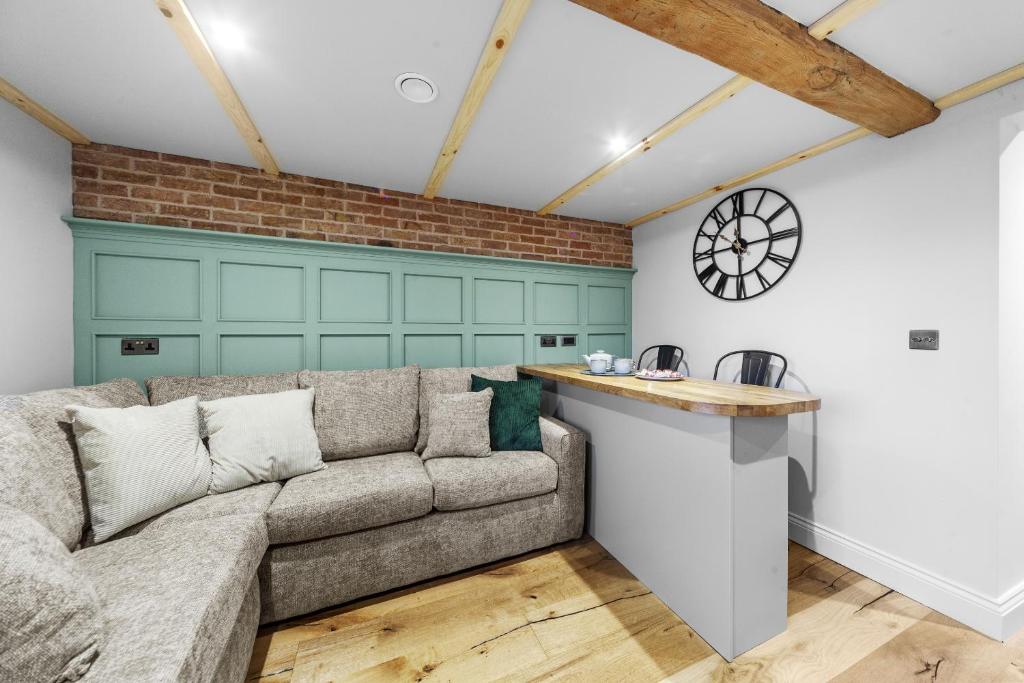 Tilly's Cosy Cottage Retreats - Castle Cottage 7