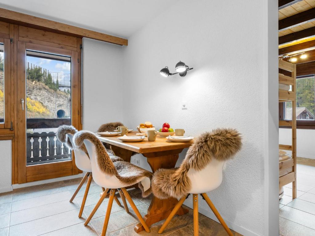 Fotografie z fotogalerie ubytování Apartment Haus Rossignol B Apartment 2E by Interhome v destinaci Zermatt
