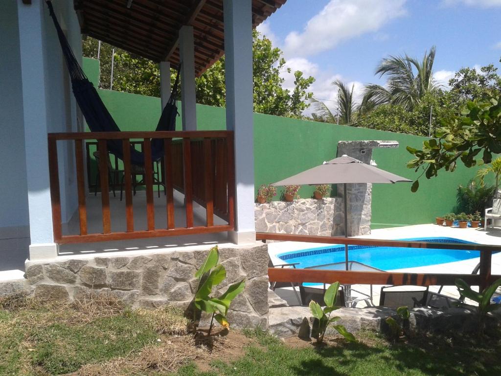 Bazén v ubytování Pipa Hawaii Suites nebo v jeho okolí