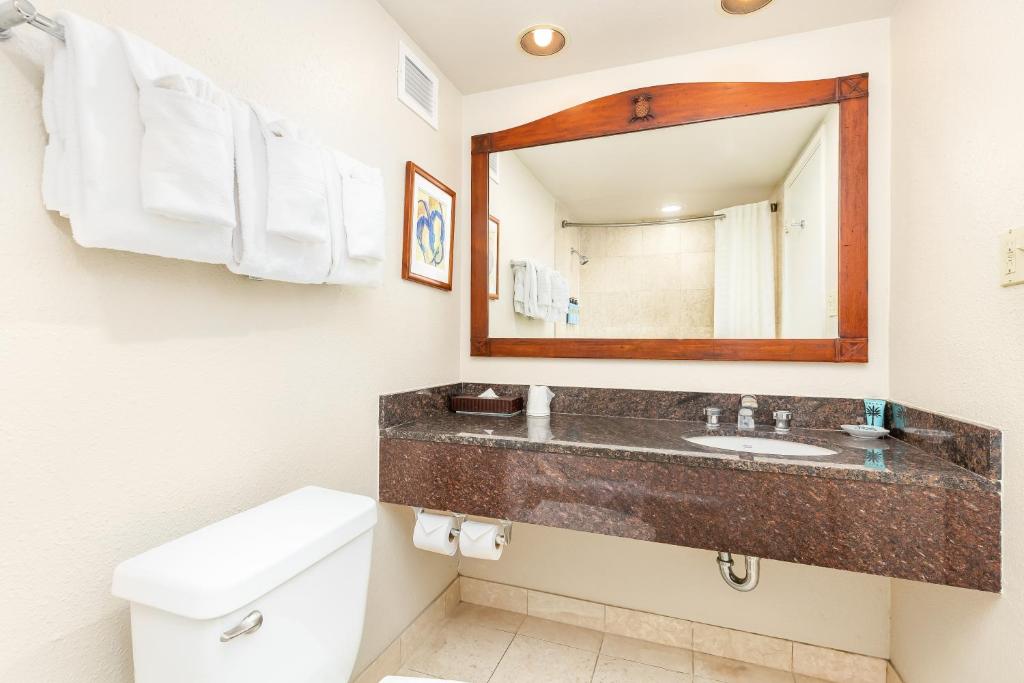 Luana Waikiki Hotel & Suites - Vista A La Ciudad Dos Camas Queen