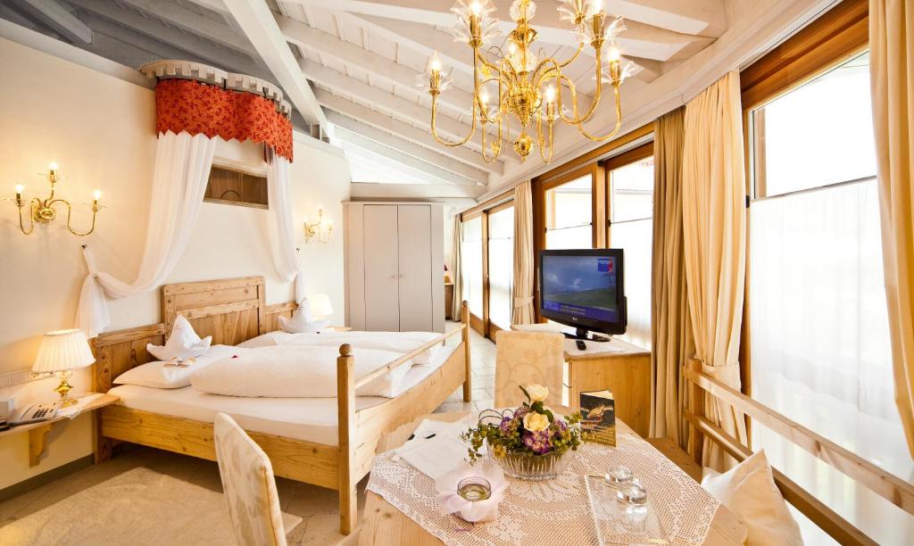 Mirabell Dolomites Hotel Luxury Ayurveda & Spa, Valdaora – 2024 legfrissebb  árai