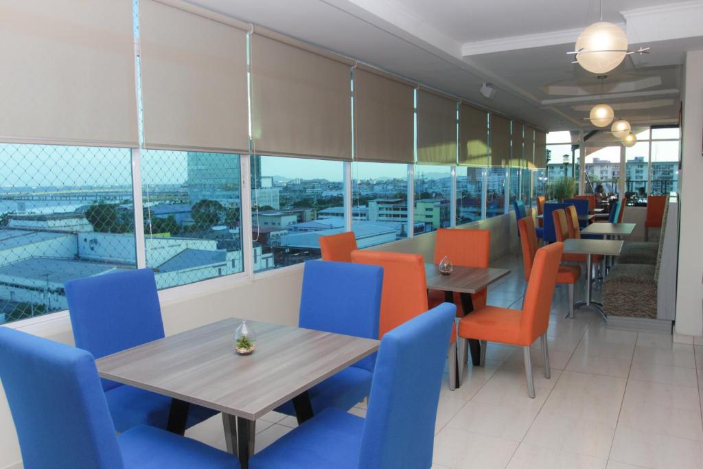 Posezení v ubytování Hotel Bahía Suites