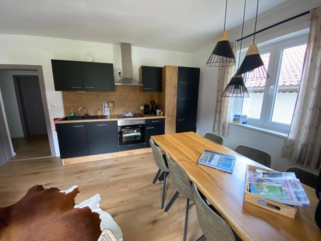Kuchyň nebo kuchyňský kout v ubytování Haus Alpentraum