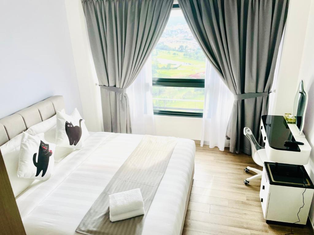 Postel nebo postele na pokoji v ubytování Agile TRX Luxury suite Bukit bintang