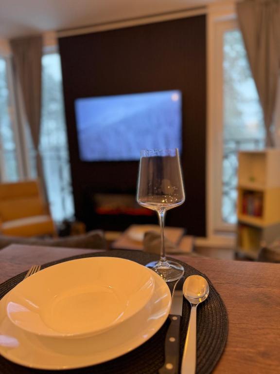 TV i/ili multimedijalni sistem u objektu DivciRaj