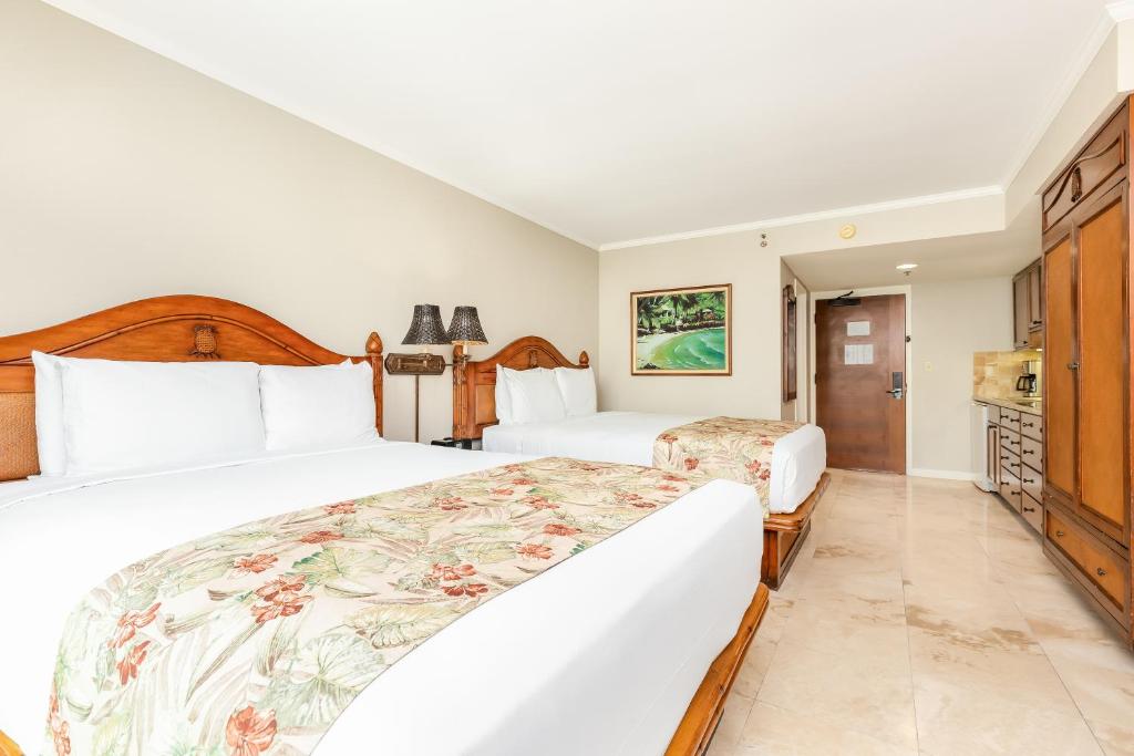 Luana Waikiki Hotel & Suites - 