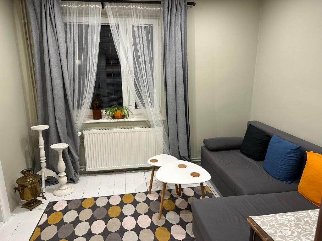 Posedenie v ubytovaní Cherry Tree Cozy Rooms