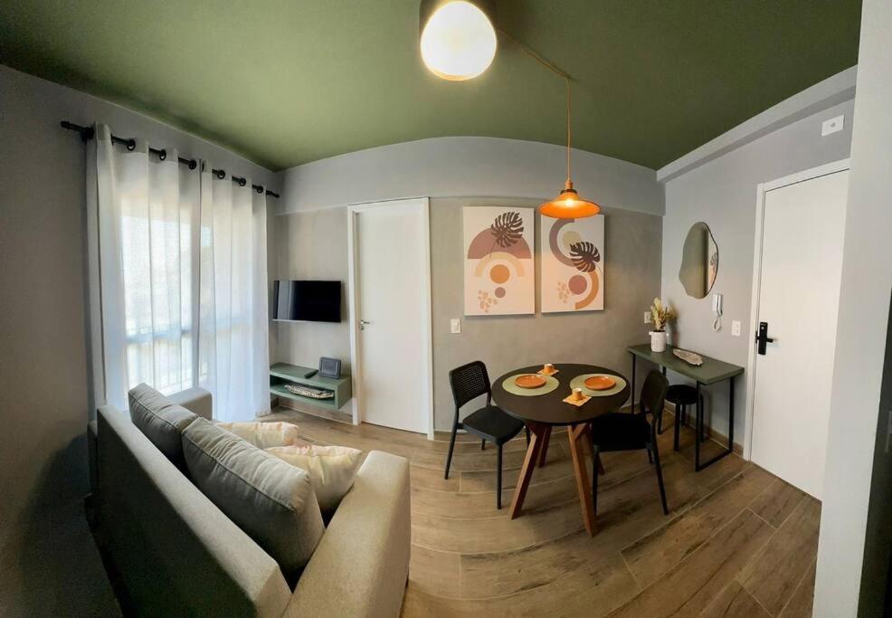 Un lugar para sentarse en Lindo Studio Vila Pauliceia Santana Zona Norte