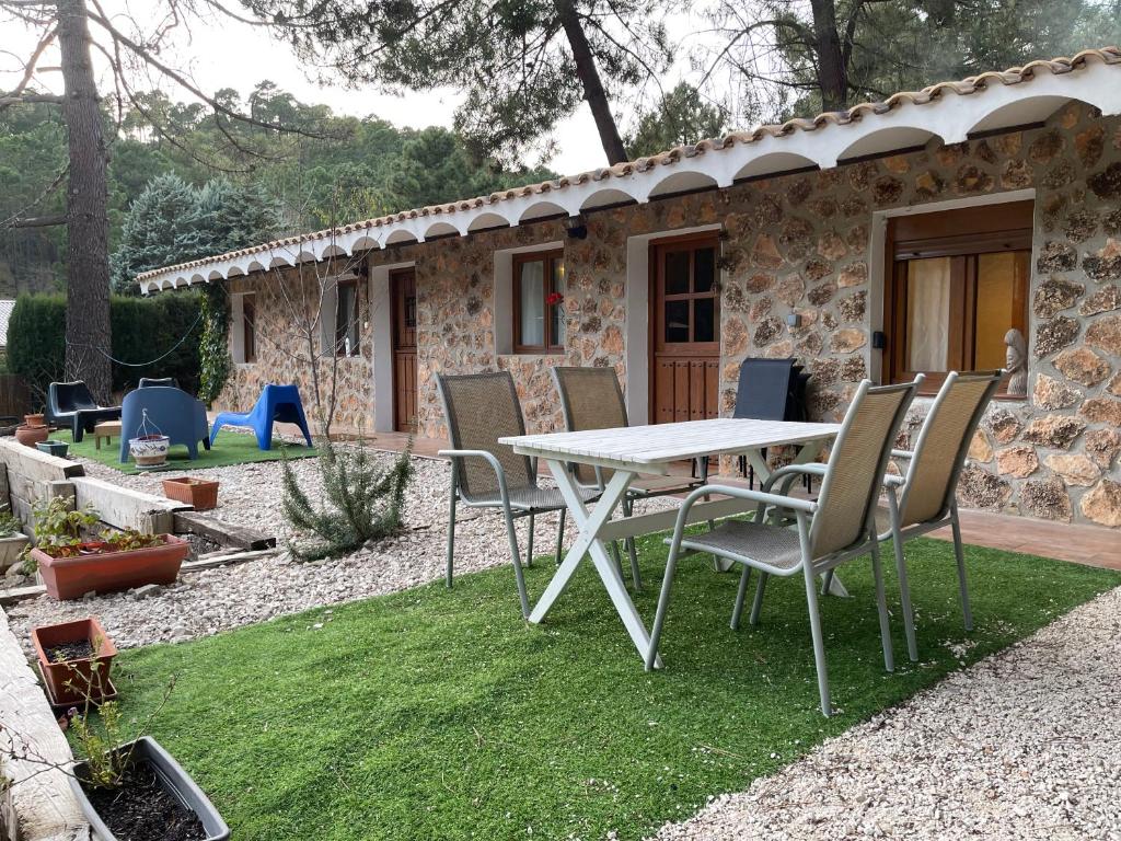 Zahrada ubytování Chalet de Montaña Parque Natural Calar Río Mundo - Independiente - Wifi