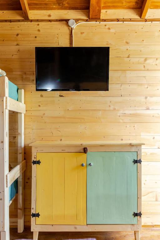 TV a/nebo společenská místnost v ubytování Masseria Usamborgia