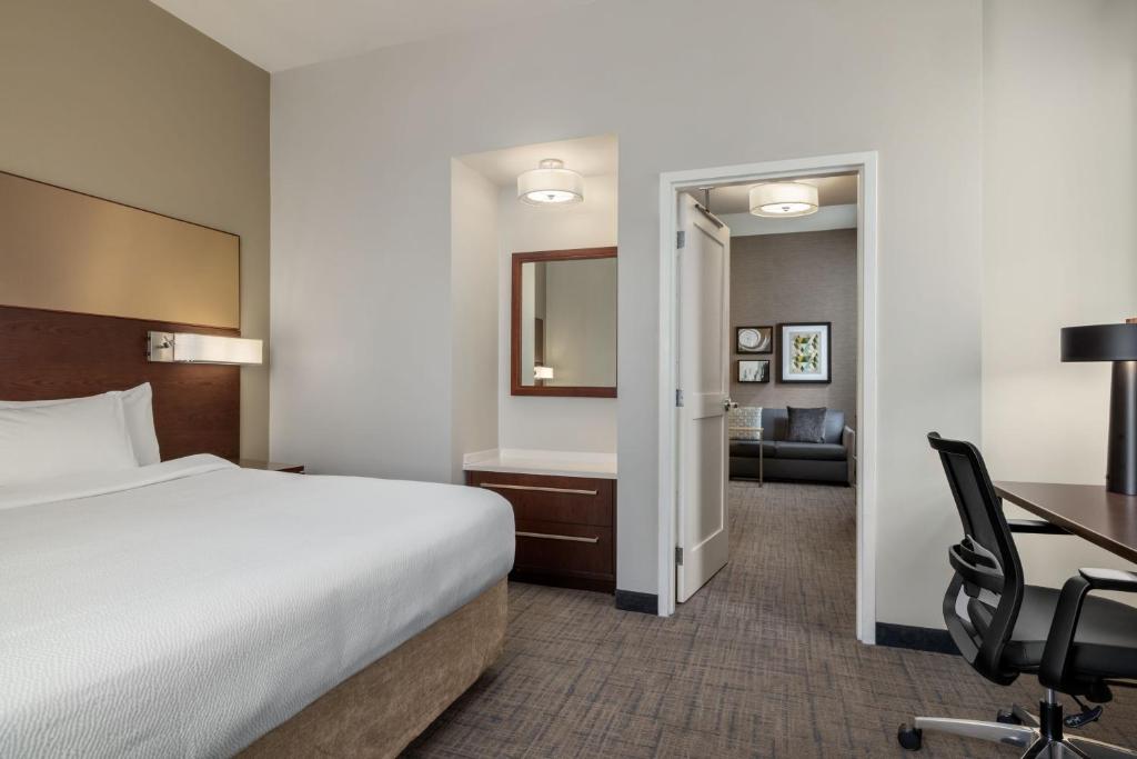 Residence Inn by Marriott Omaha Downtown Old Market Area - Suite De Un Dormitorio Con Sofá Cama