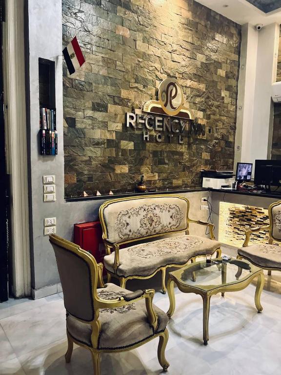 A seating area at Regency inn